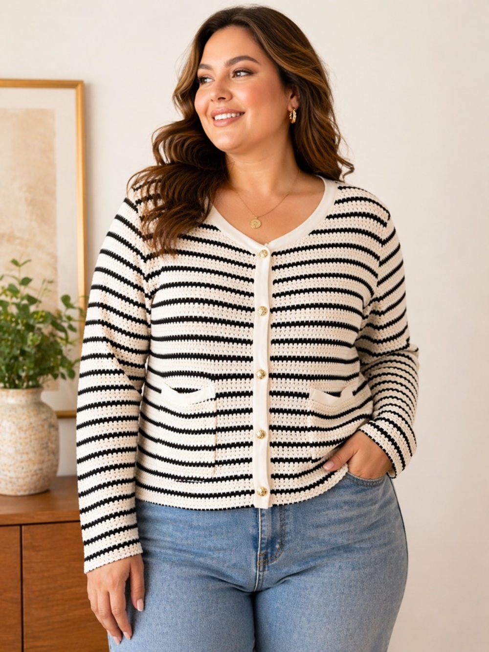 Freeoak Black Ivory Striped Knit Cardigan Gold Button Pocket Cropped Chic Large